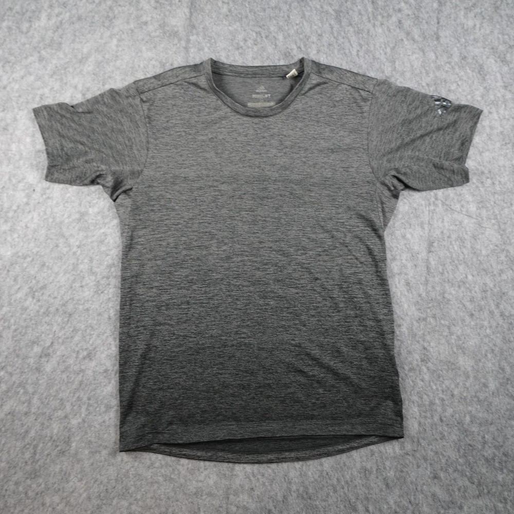 Adidas Shirt Mens Small Gray Freelift Climalite Short Sleeve Athletic Tee